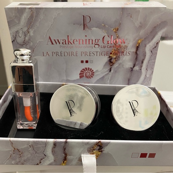 Awakening Glow Lip Care Set - Orange and Silver - Picture 1 of 3